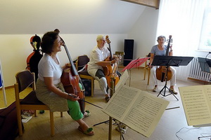 Germerode 2016, Kursarbeit im Dachsaal - Copyright: Antje Plieg-Oemig